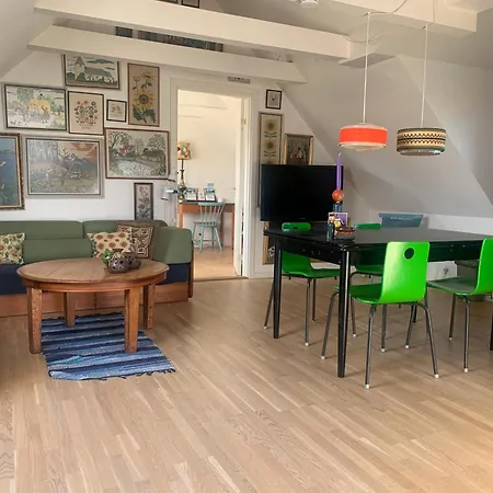 Drejerindens Kreative Stemningsfulde Apartment Sonderso